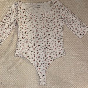 VS Pink long sleeve floral rose bodysuit